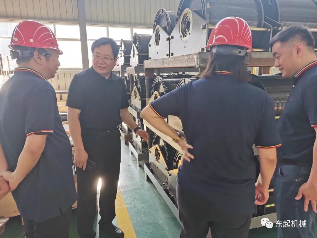 市產業(yè)集聚區(qū)黨委副書記、管委會主任宋太俊一行蒞臨東起集團考察調研